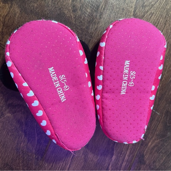 Disney Minnie Mouse Slippers Size Small (5-6) - Picture 4 of 4